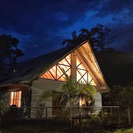 Casa Moes Villa Cahuita Exterior photo